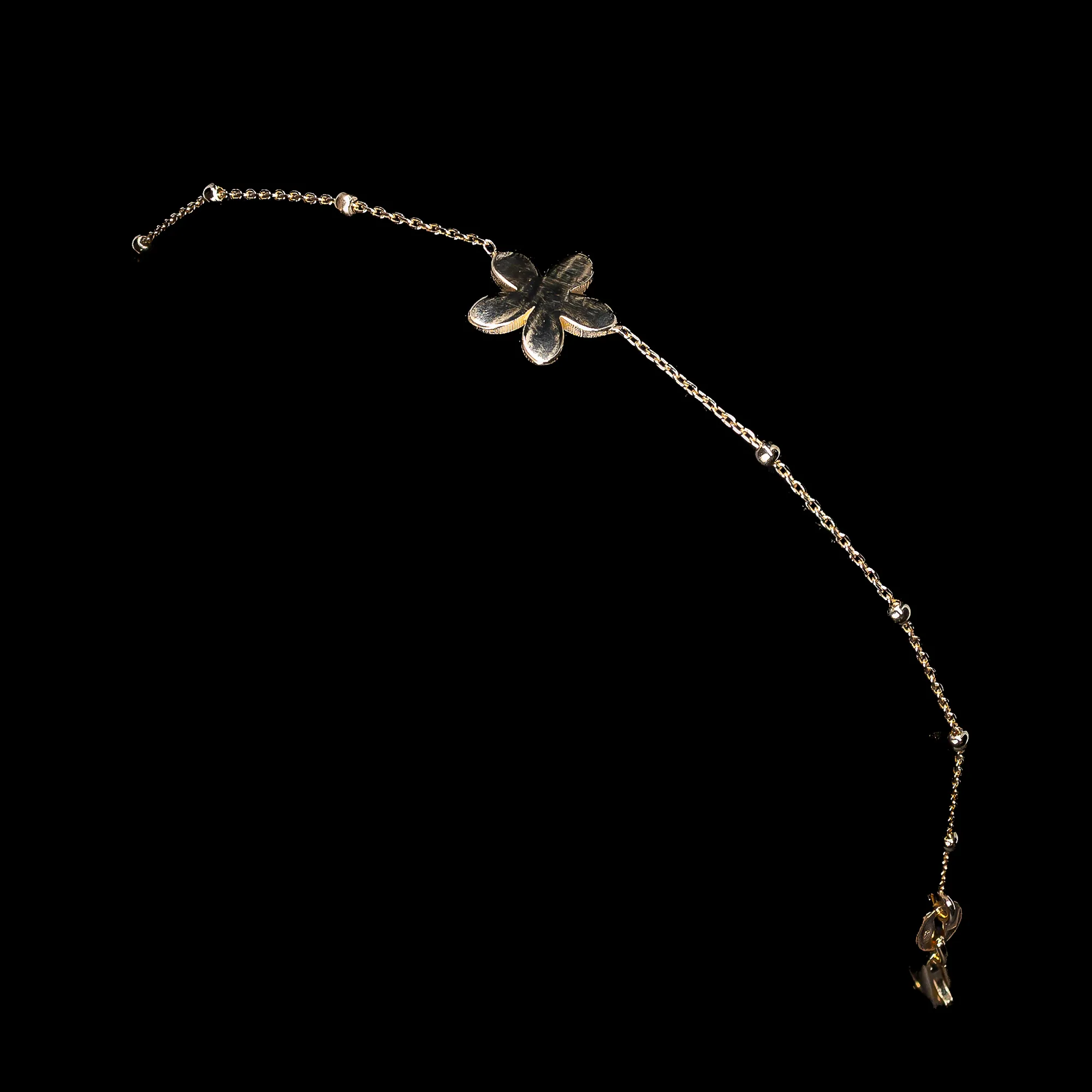 Kleopatra Cvet Narukvica Kleopatra - narukvica od 925 srebra i pozlate, pozlaćen, sa cvetnim motivom - glavni prikaz | Statement Srebro Beograd