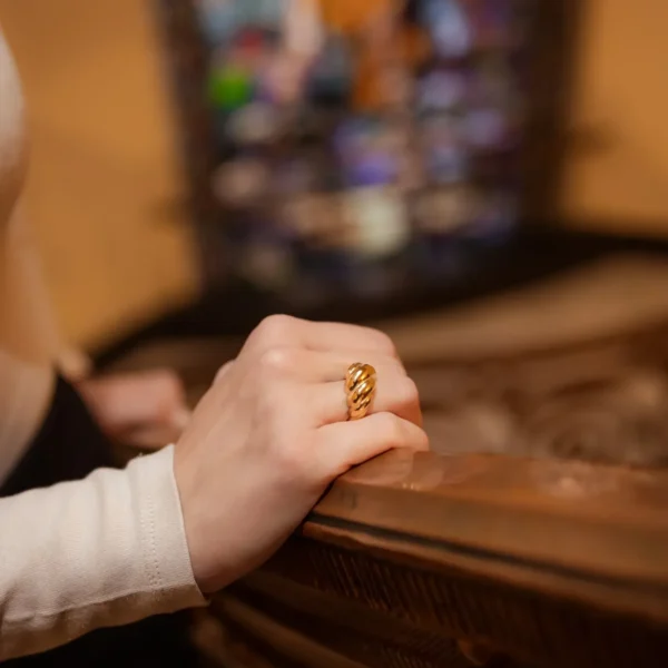 Eternal Twist Prsten Zlatni